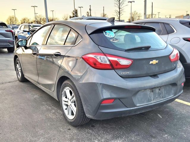 Chevrolet Cruze Vehicle Full-screen Gallery Image 03