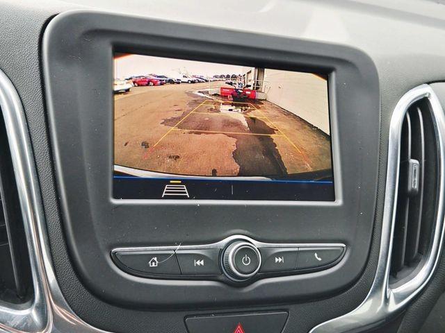 Chevrolet Equinox Vehicle Full-screen Gallery Image 22