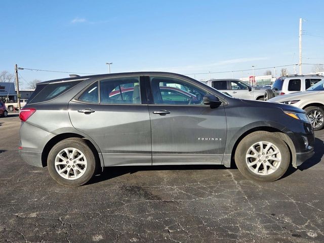 Chevrolet Equinox Vehicle Full-screen Gallery Image 02