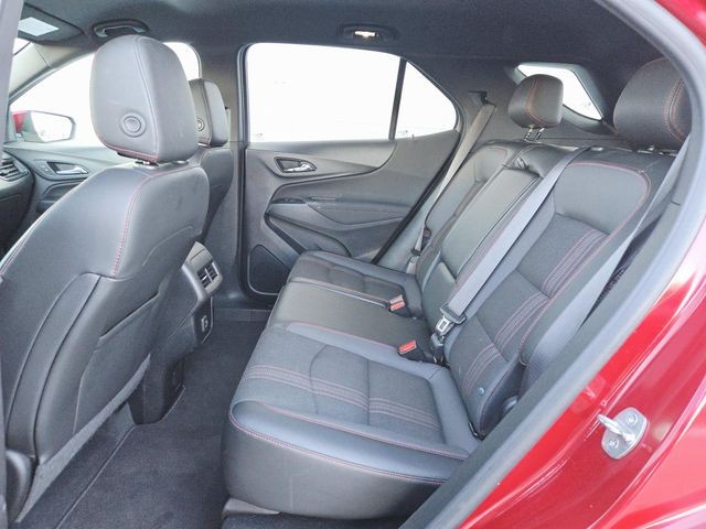 Chevrolet Equinox Vehicle Full-screen Gallery Image 09