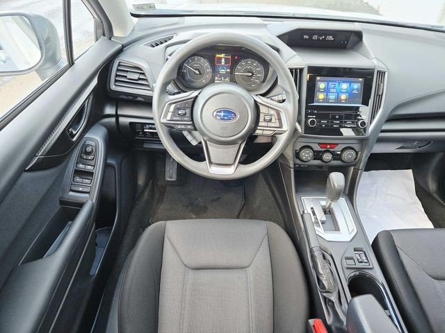 Subaru Impreza Vehicle Full-screen Gallery Image 08