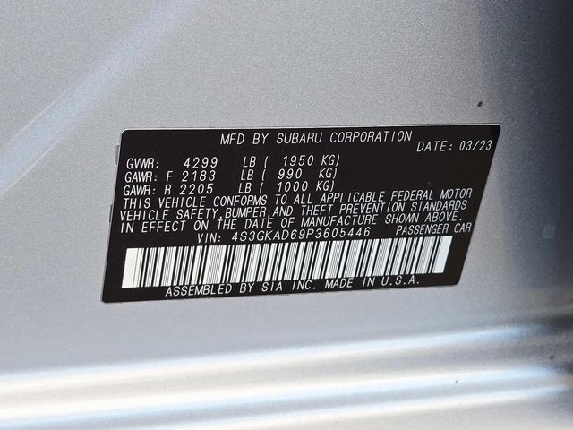 Subaru Impreza Vehicle Full-screen Gallery Image 34