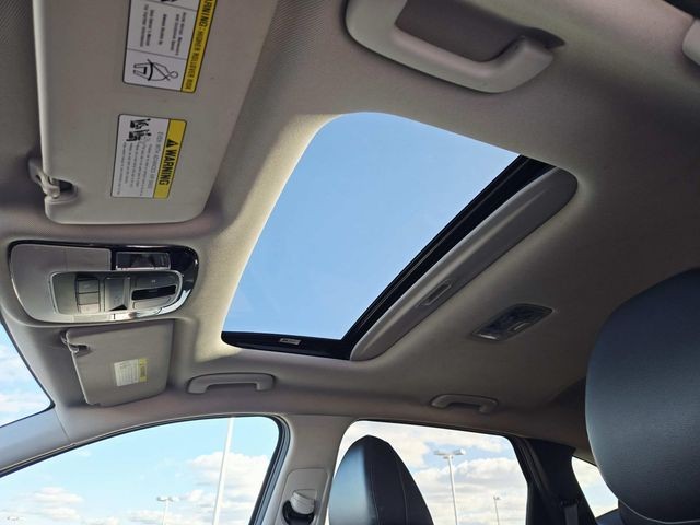 Hyundai Tucson Vehicle Full-screen Gallery Image 06