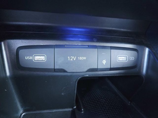 Hyundai Tucson Vehicle Full-screen Gallery Image 25