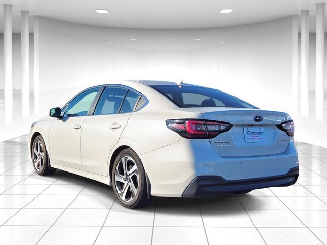 Subaru Legacy Vehicle Full-screen Gallery Image 03