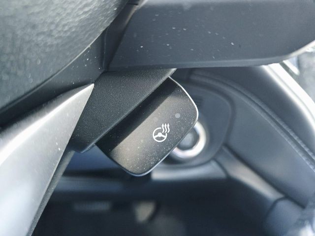 Subaru Legacy Vehicle Full-screen Gallery Image 20