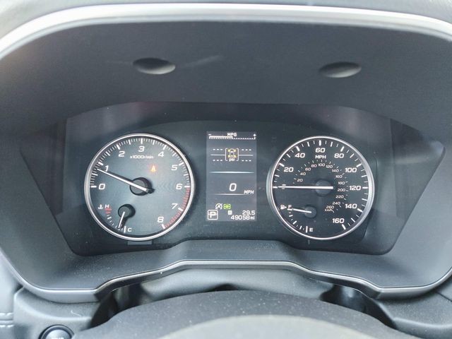 Subaru Legacy Vehicle Full-screen Gallery Image 21