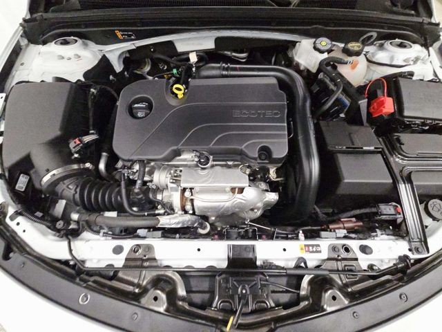 Chevrolet Malibu Vehicle Full-screen Gallery Image 13