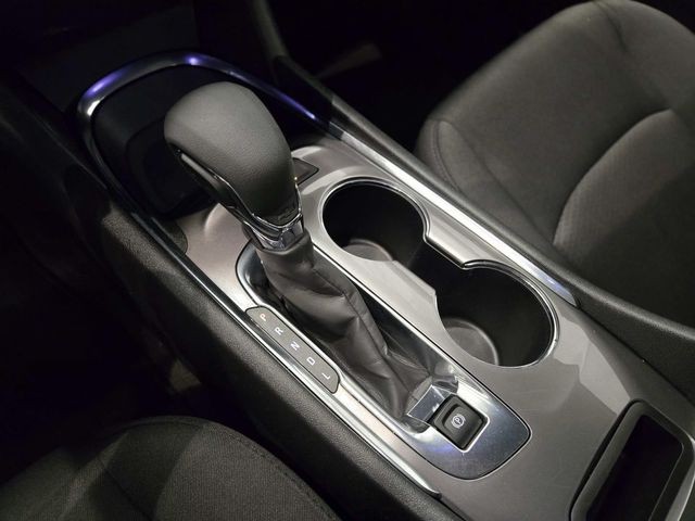 Chevrolet Malibu Vehicle Full-screen Gallery Image 25