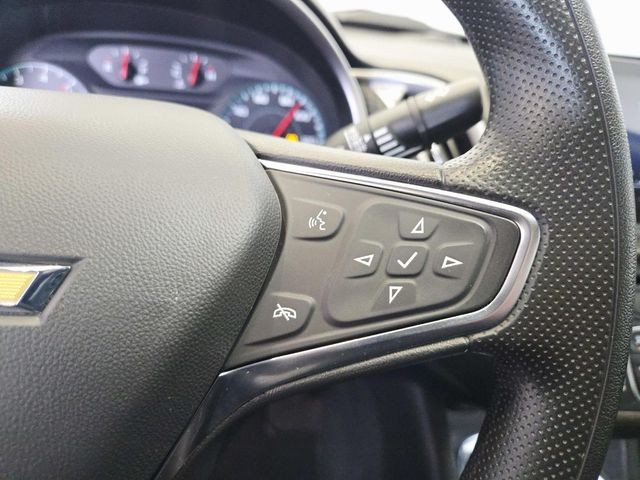 Chevrolet Malibu Vehicle Full-screen Gallery Image 17