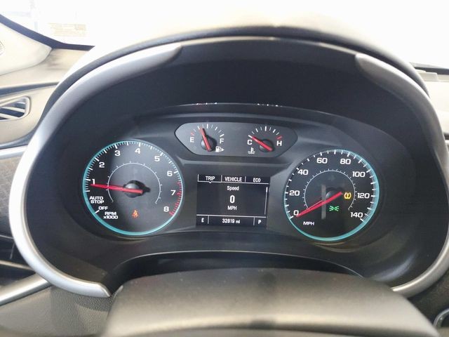 Chevrolet Malibu Vehicle Full-screen Gallery Image 18