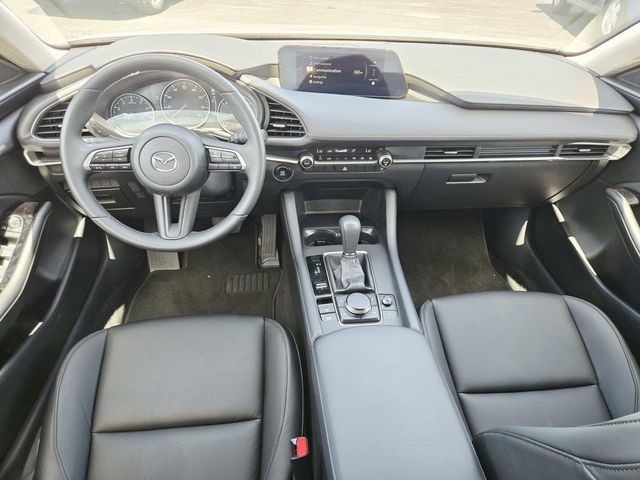 Mazda Mazda3 Vehicle Full-screen Gallery Image 06