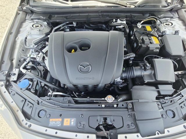Mazda Mazda3 Vehicle Full-screen Gallery Image 13