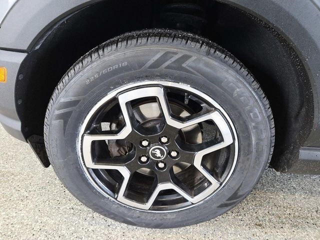 Ford Bronco Sport Vehicle Full-screen Gallery Image 16