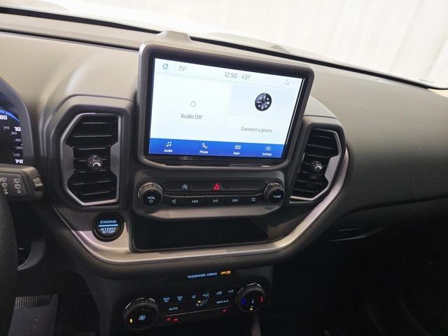 Ford Bronco Sport Vehicle Full-screen Gallery Image 21