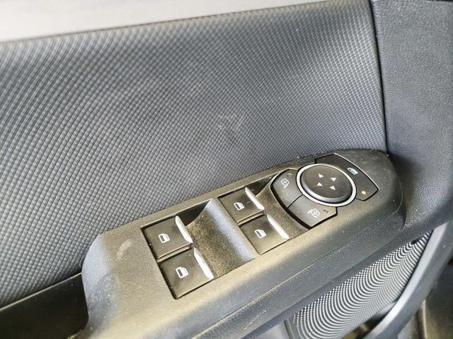 Ford Bronco Sport Vehicle Full-screen Gallery Image 32