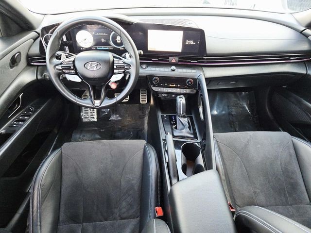 Hyundai Elantra N Vehicle Full-screen Gallery Image 07