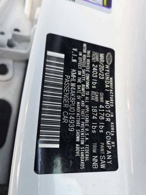 Hyundai Elantra N Vehicle Full-screen Gallery Image 33