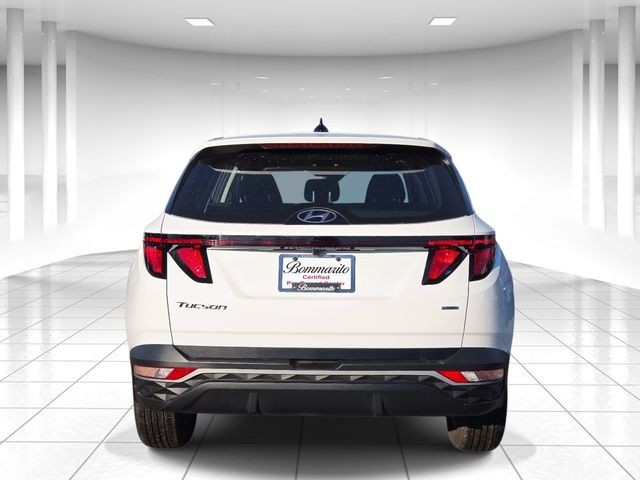 Hyundai Tucson Vehicle Full-screen Gallery Image 04