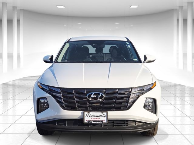 Hyundai Tucson Vehicle Full-screen Gallery Image 05