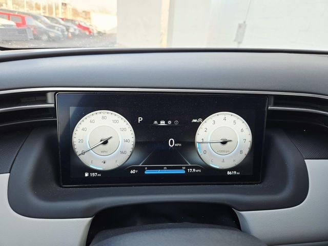 Hyundai Tucson Vehicle Full-screen Gallery Image 18