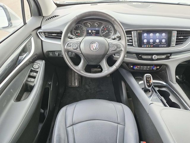 Buick Enclave Vehicle Full-screen Gallery Image 08