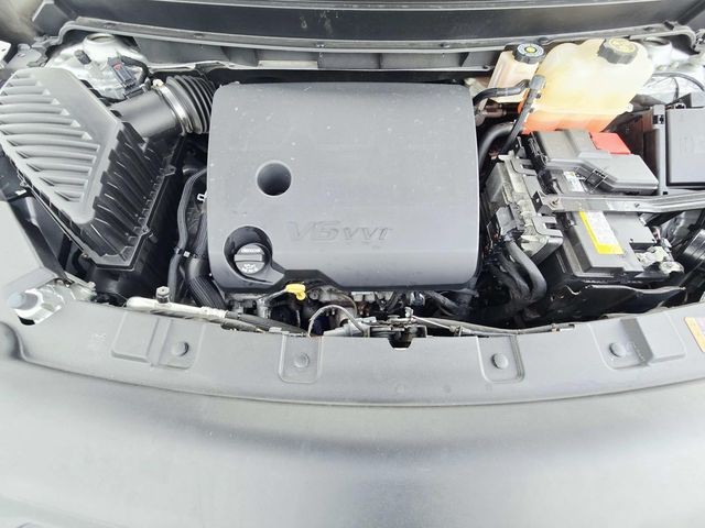 Buick Enclave Vehicle Full-screen Gallery Image 16