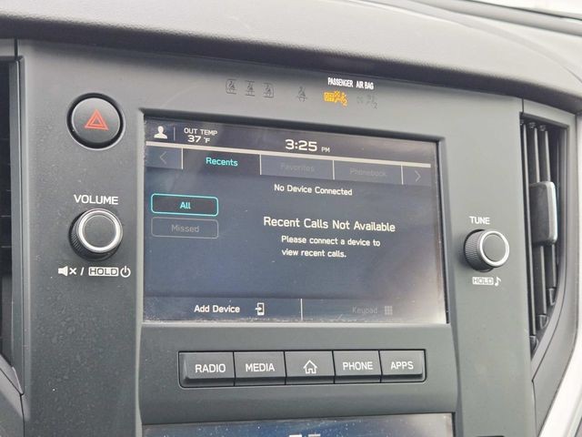 Subaru Legacy Vehicle Full-screen Gallery Image 21