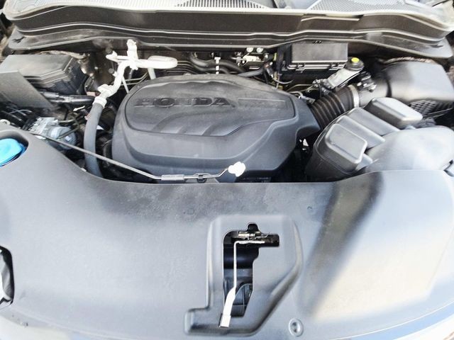 Honda Passport Vehicle Full-screen Gallery Image 16