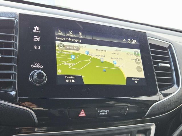 Honda Passport Vehicle Full-screen Gallery Image 25