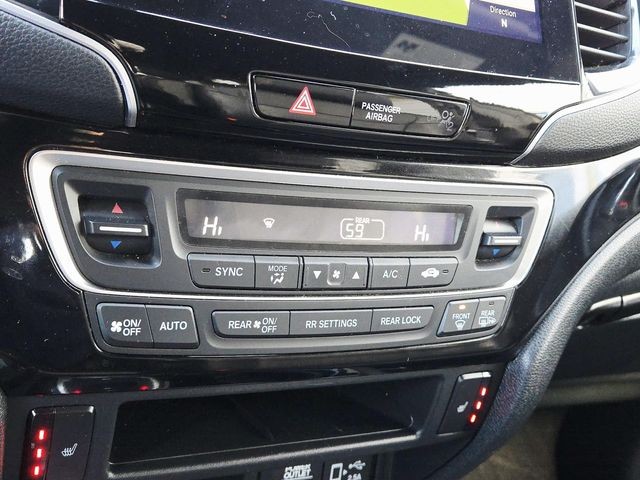 Honda Passport Vehicle Full-screen Gallery Image 26