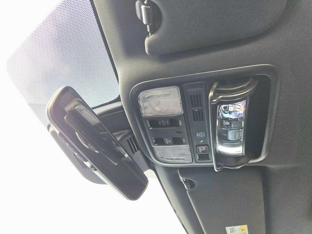 Honda Passport Vehicle Full-screen Gallery Image 31