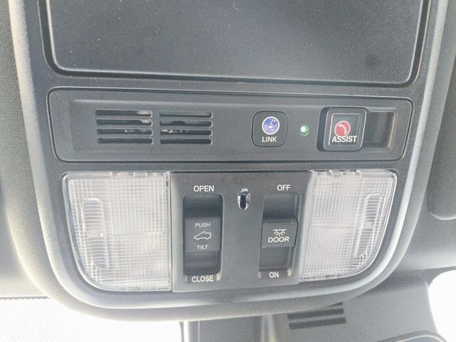 Honda Passport Vehicle Full-screen Gallery Image 32