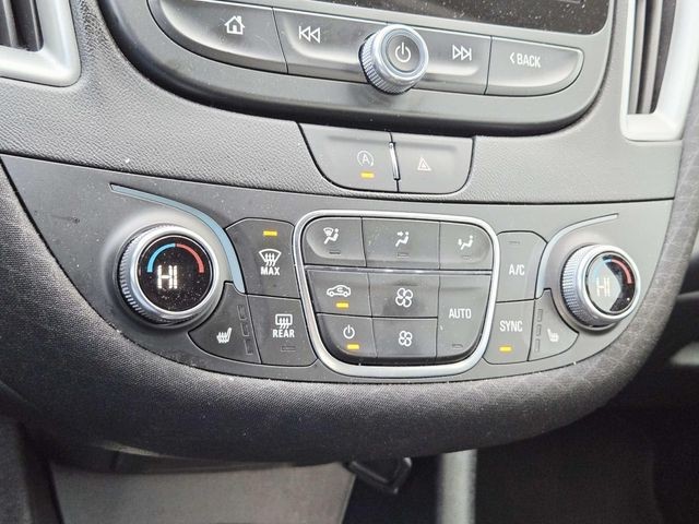 Chevrolet Malibu Vehicle Full-screen Gallery Image 22