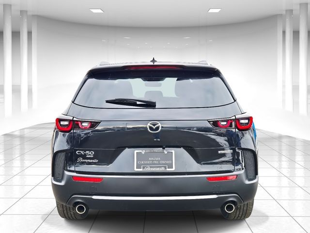 Mazda CX-50 Vehicle Full-screen Gallery Image 04