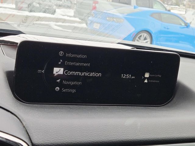 Mazda CX-50 Vehicle Full-screen Gallery Image 10