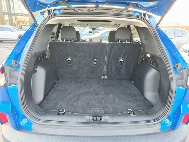 Ford Escape Vehicle Full-screen Gallery Image 11