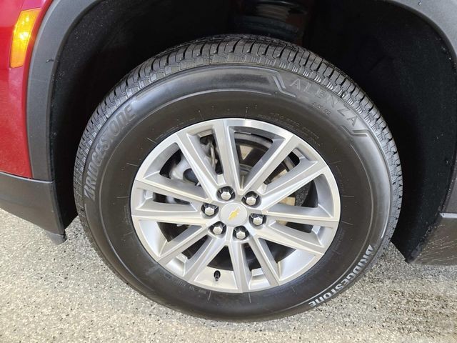 Chevrolet Traverse Vehicle Full-screen Gallery Image 16