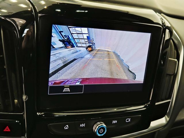 Chevrolet Traverse Vehicle Full-screen Gallery Image 24