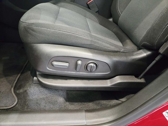 Chevrolet Traverse Vehicle Full-screen Gallery Image 35