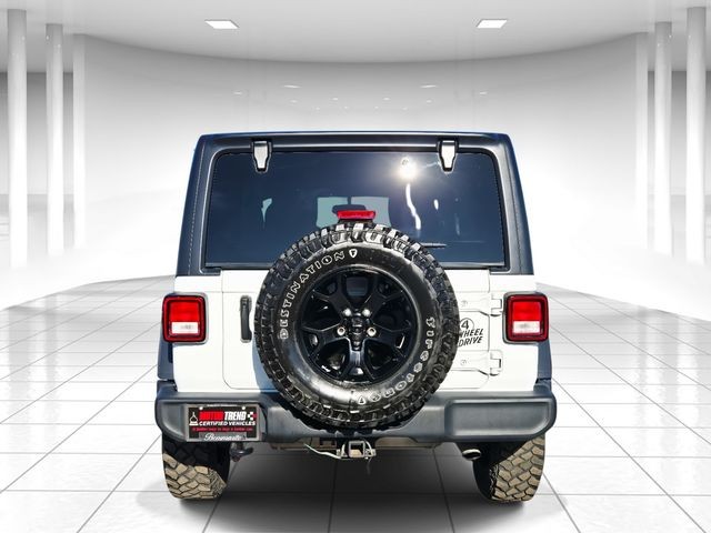 Jeep Wrangler Vehicle Full-screen Gallery Image 04