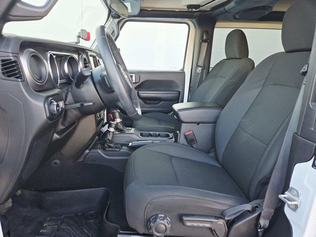 Jeep Wrangler Vehicle Full-screen Gallery Image 08