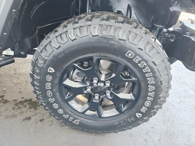 Jeep Wrangler Vehicle Full-screen Gallery Image 15