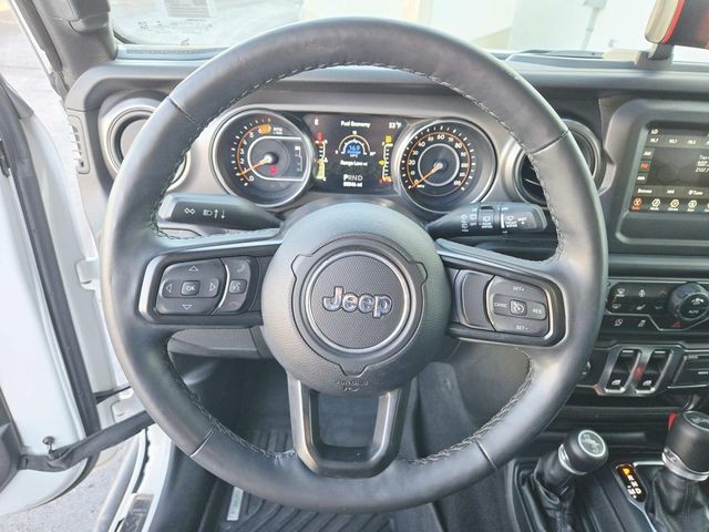 Jeep Wrangler Vehicle Full-screen Gallery Image 18