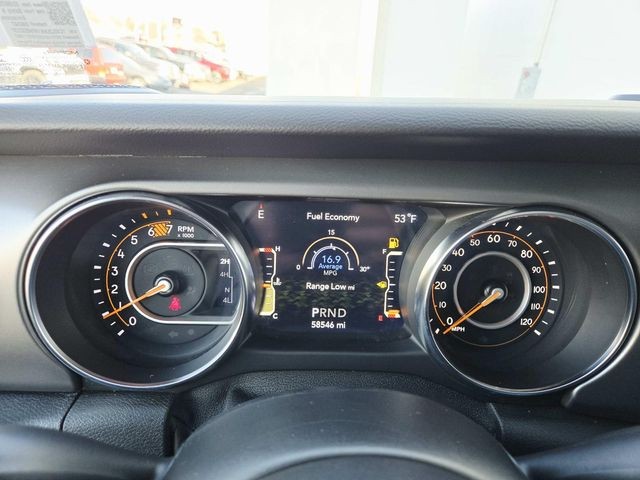 Jeep Wrangler Vehicle Full-screen Gallery Image 21