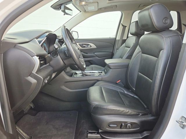 Chevrolet Traverse Vehicle Full-screen Gallery Image 11