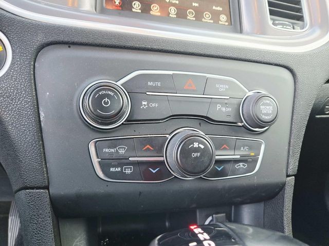 Dodge Charger Vehicle Full-screen Gallery Image 10