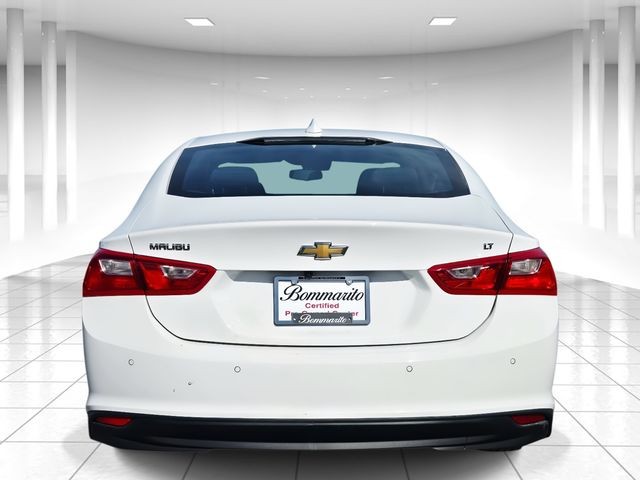Chevrolet Malibu Vehicle Full-screen Gallery Image 04
