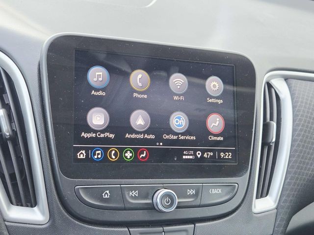 Chevrolet Malibu Vehicle Full-screen Gallery Image 21