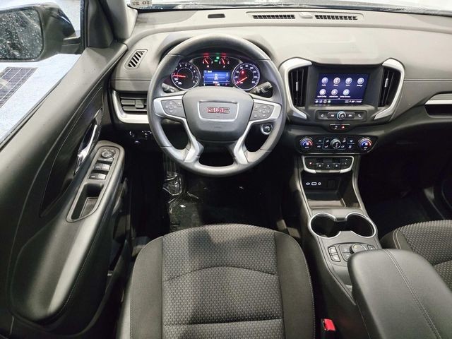 GMC Terrain Vehicle Full-screen Gallery Image 07